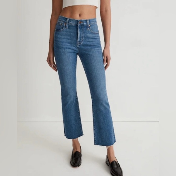 Madewell Mid-Rise Kick Out Flare Jeans Blue Women’s Size 28 - Picture 1 of 7